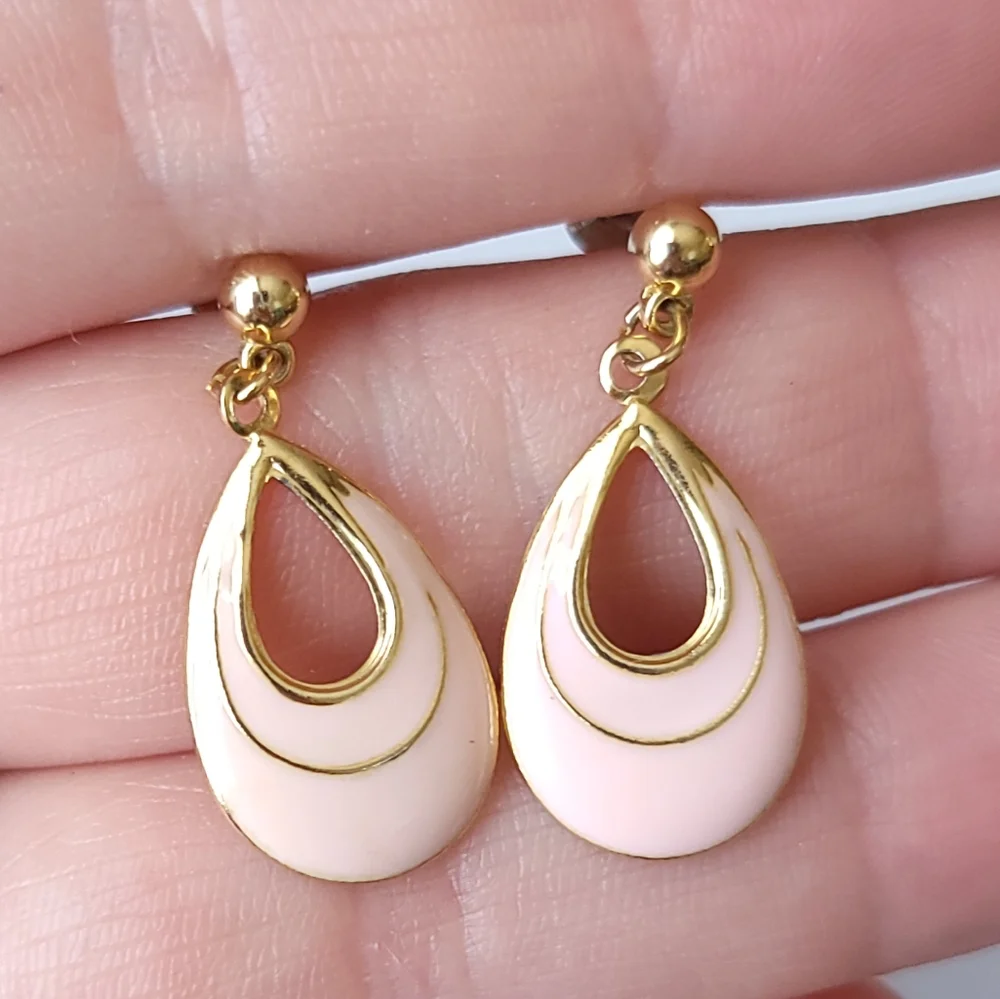 Pretty Pink Vintage Enamel Post Earrings for Pierced Ears Tear Drop Earrings